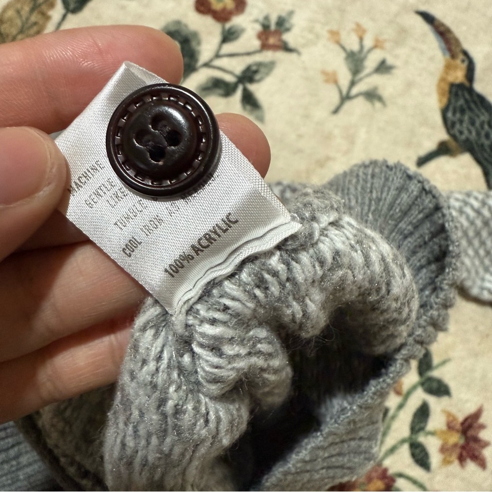 Sovereign code grey button down Kids Cardigan 2T - Picture 5 of 6